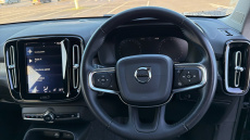 Volvo Xc40 2.0 T4 Inscription 5dr AWD Geartronic Petrol Estate